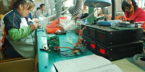 生產(chǎn)現(xiàn)場(chǎng)3